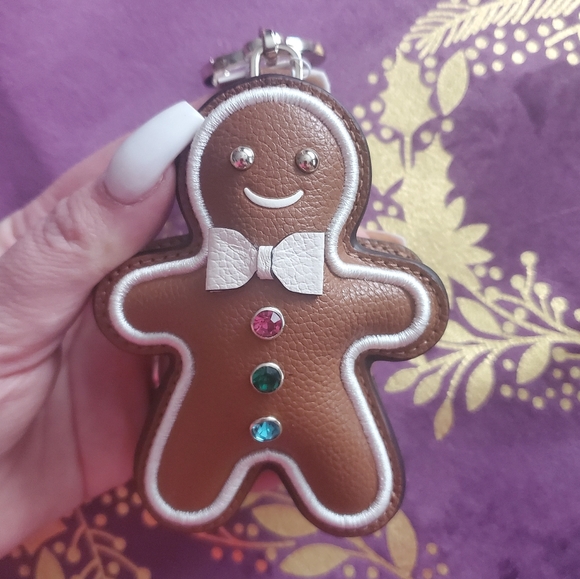 Kate Spade Pillow/ Puffy Gingerbread Man Keychain/Charm Christmas - Picture 3 of 8